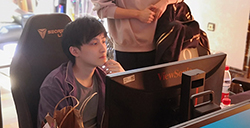 LGD官推分享DOTA2选手近照