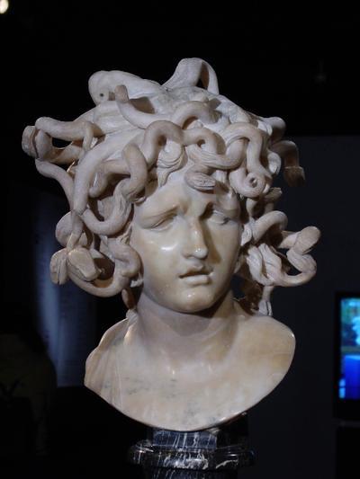  意大利国宝：美杜莎胸像雕塑